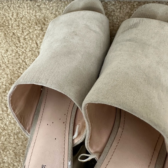 H&M Suede Block Heels Mules - Picture 3 of 4